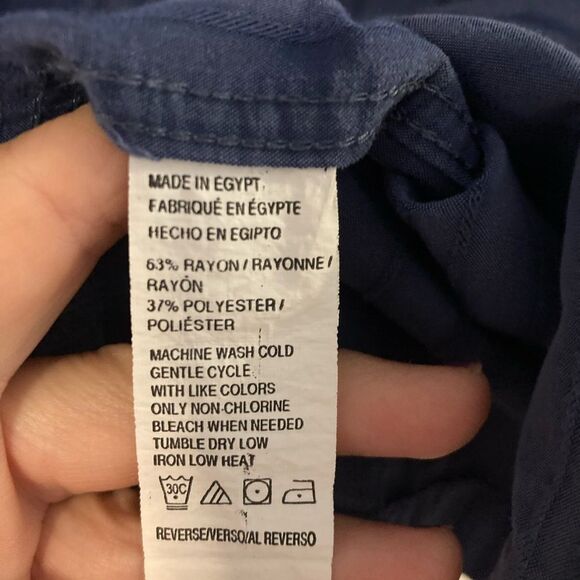 Van Heusen Navy Blue Men’s Button Up Shirt Size 2X, 18 - 18-1/2 - Picture 9 of 9